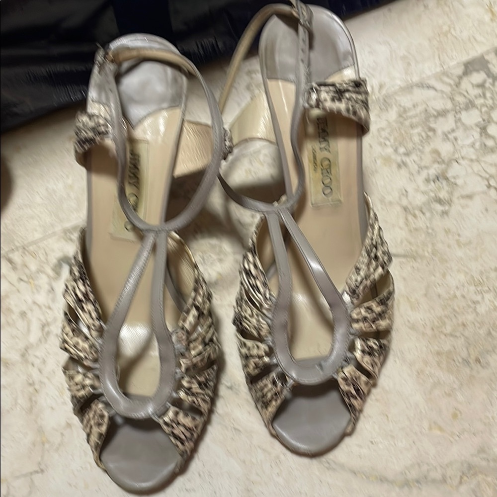 Jimmy Choo Gray and Cream Heels with Luxurious Design